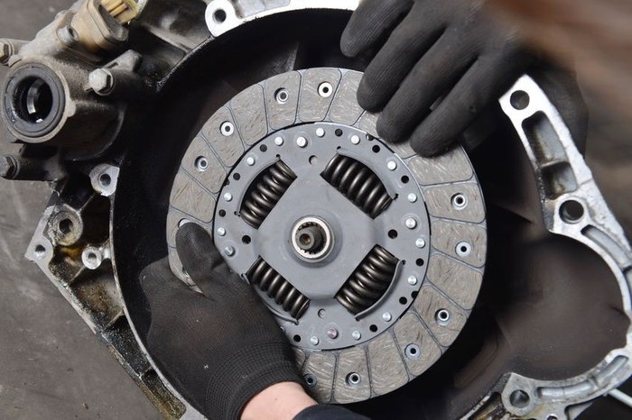 palvelukuvat-autokorjauspalvelu- Autokorjaamo Magpal Oy (1)